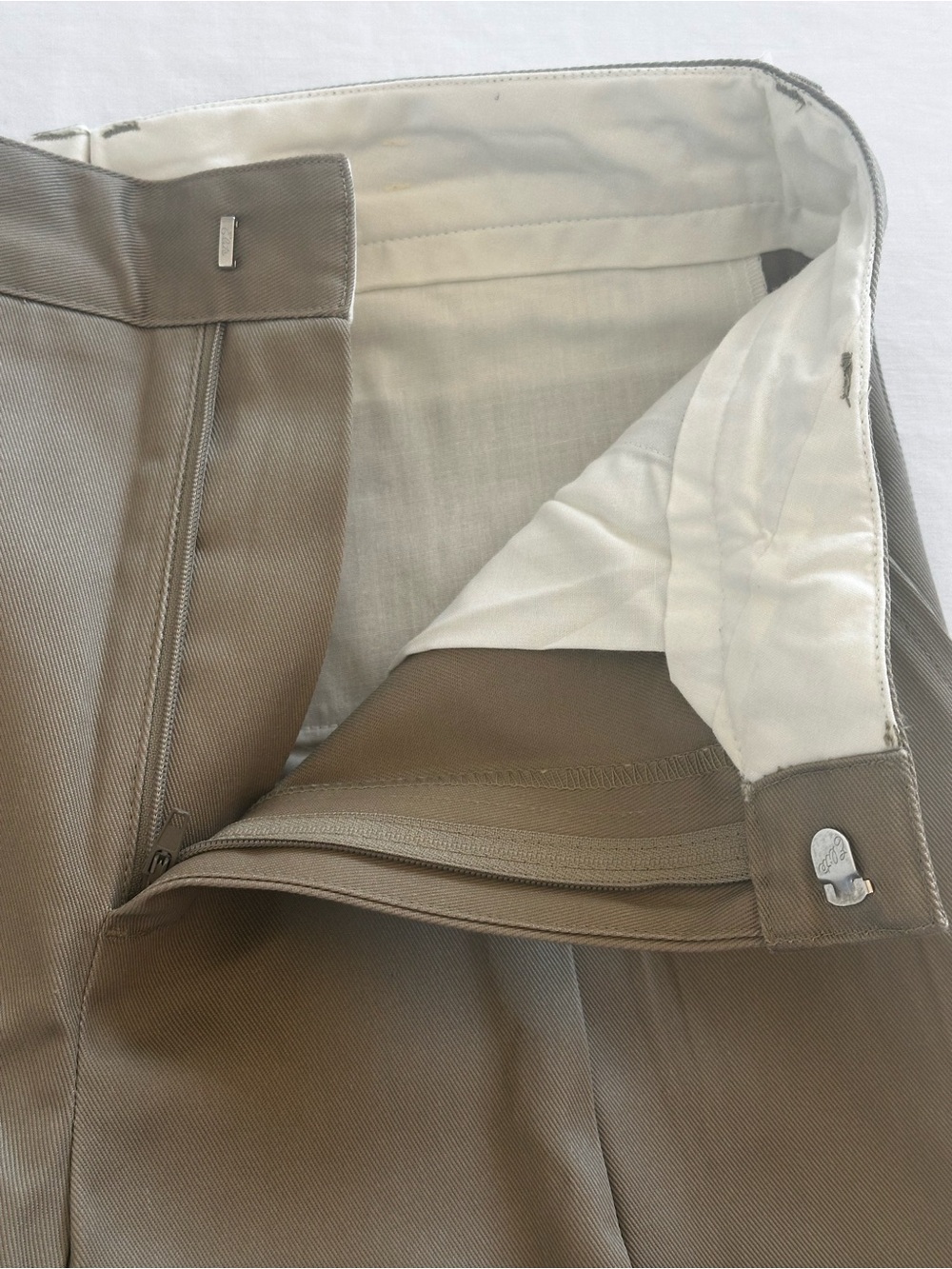 NWT Parker Boys Husky Khaki Dress Pants 32H Pleated Uniform Chinos 32x28.5 - Picture 6 of 15